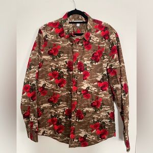 The RAIL Men’s Button Down L